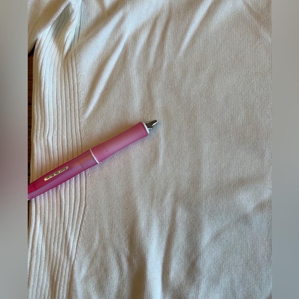 Vineyard Vines 1/4 Zip Sweater - Picture 5 of 14